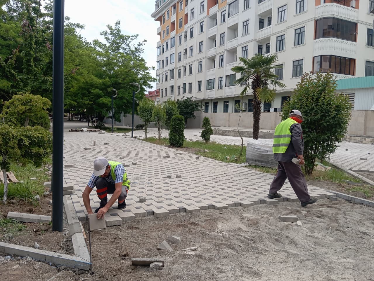 Taleh Qaraşov Lənkəranda aparılan yenidənqurma işləri ilə tanış olub - FOTOLAR